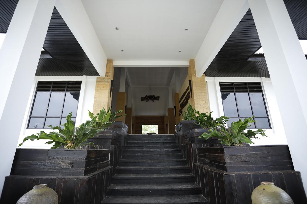 Kahyangan Resort Синкаванг Экстерьер фото